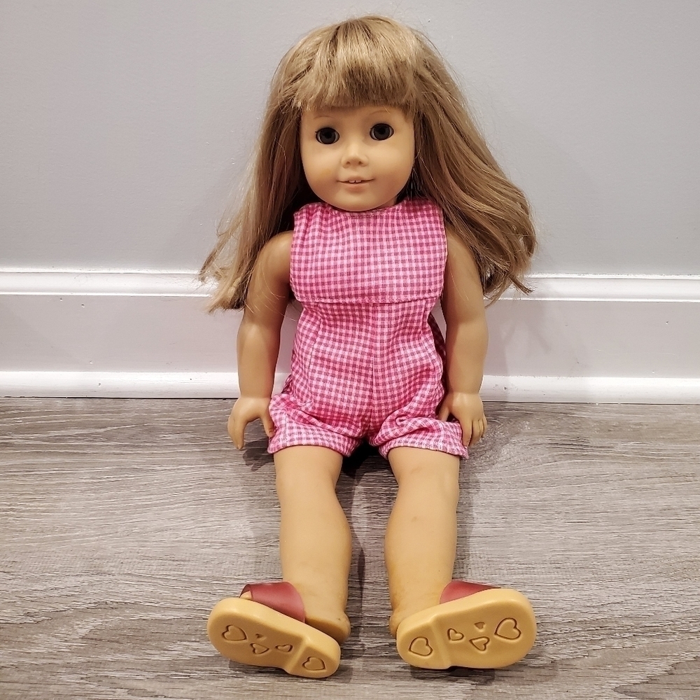 American Girl Vintage Pleasant Company  Doll 61H9 18" with Outfit